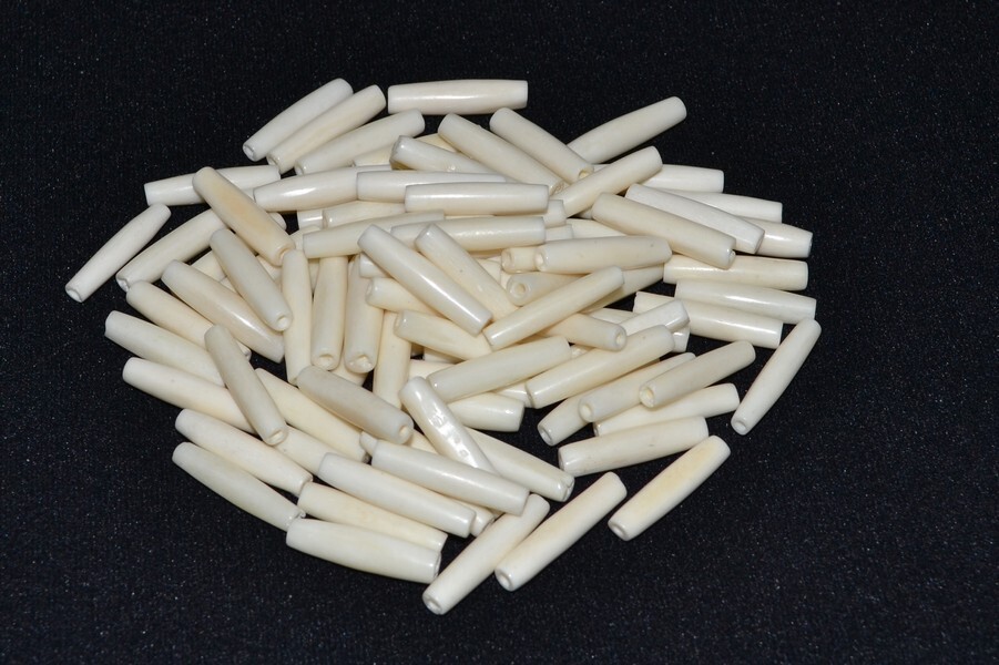 50 PCS WHITE BONE HAIR PIPE CHOKER BEADS PENDANTS 1″ #BD-4
