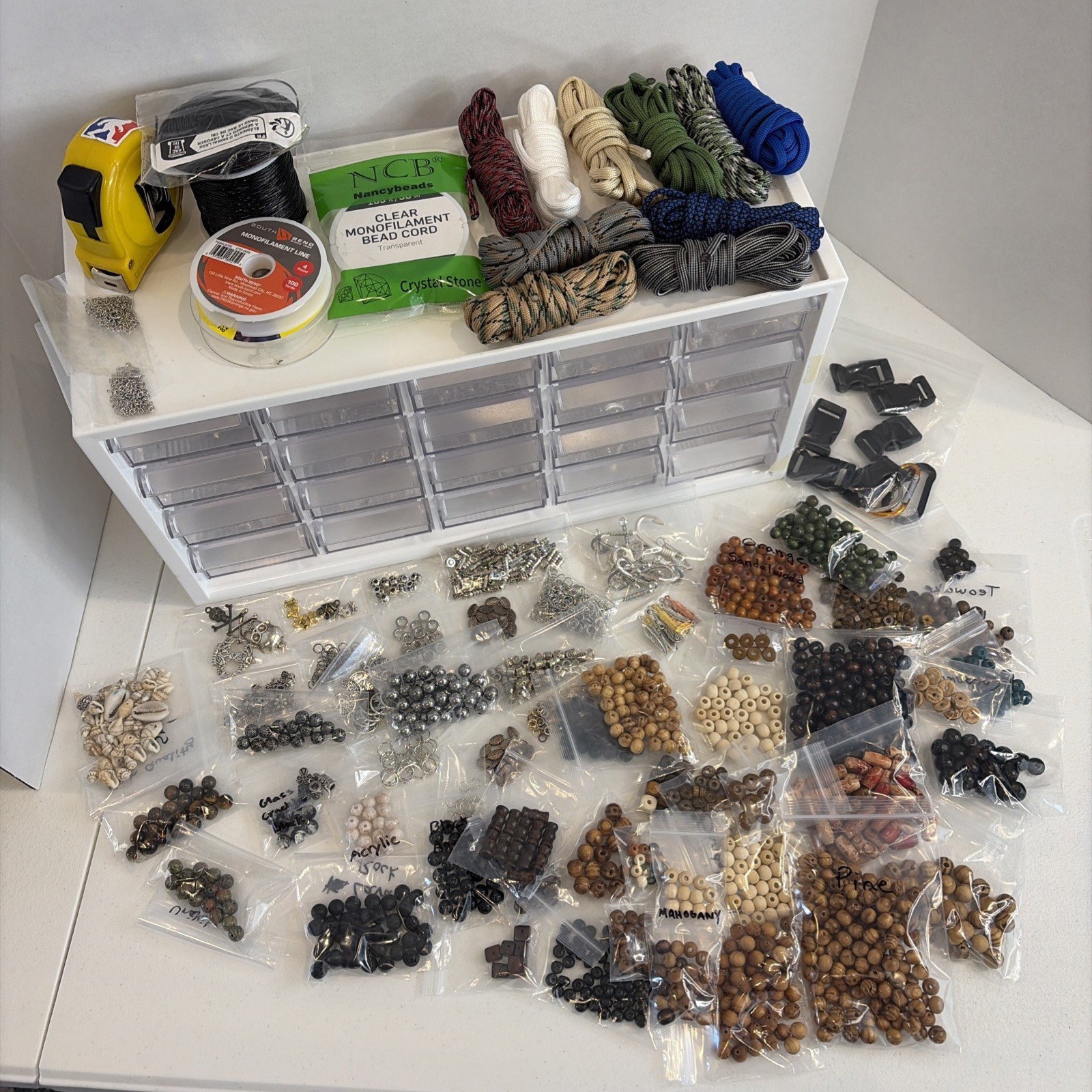 Men’s Jewelry Making Kit w/ Organizer – Stone Wood Beads Charms Paracord Elastic