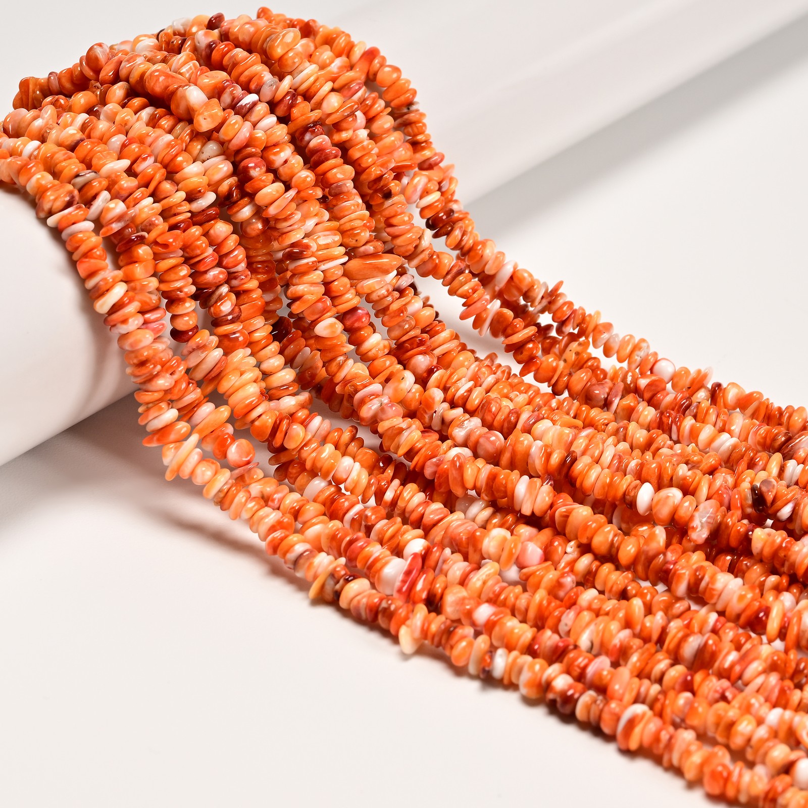 Natural Spiny Oyster Chips Shape Beads Size 4-5mm 16″ Strand