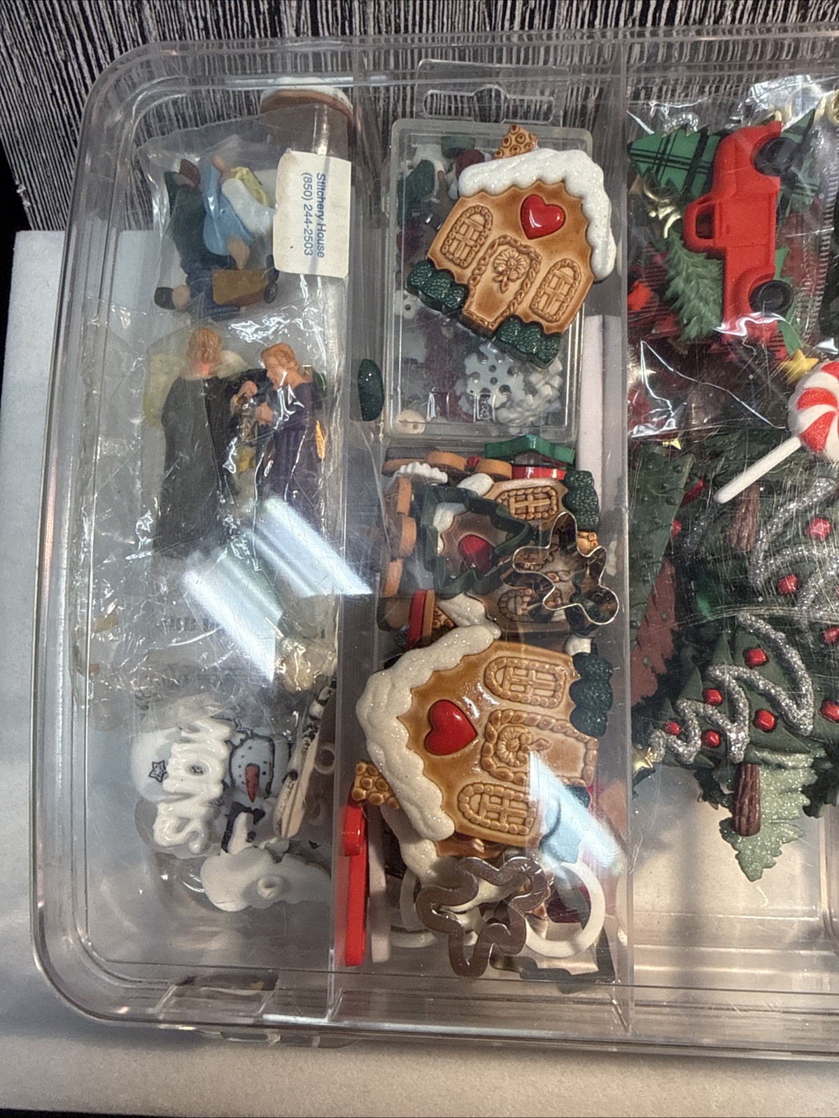 Plastic Case Of Christmas Craft Items- Beads, Charms, Plastic People – Free Ship