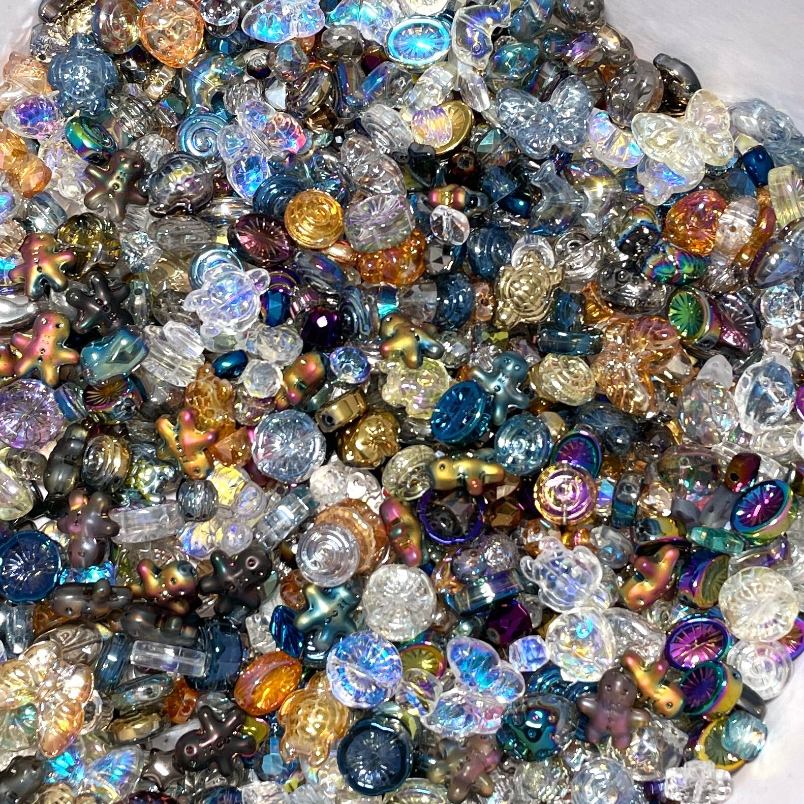 100g Glass beads lot jewelry making mix variety bead supplies Read Description
