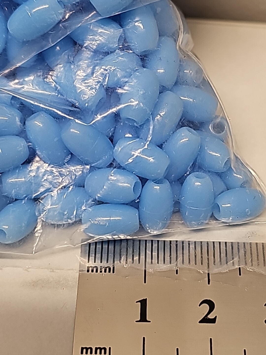 Bulk Loose Beads Opaque 9mm Plastic Craft Beads (600pcs) – Color As Shown