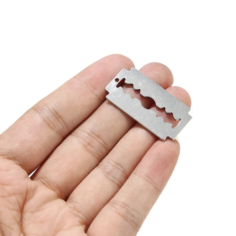 10pcs Fashion Silver Color Stainless Steel Razor Blades Pendants