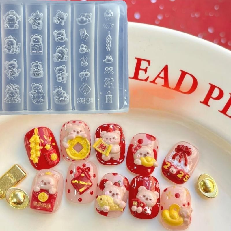 1Pcs Silicone Nail Art Mold Cartoon New Year’s Bear Transparent Nail Template