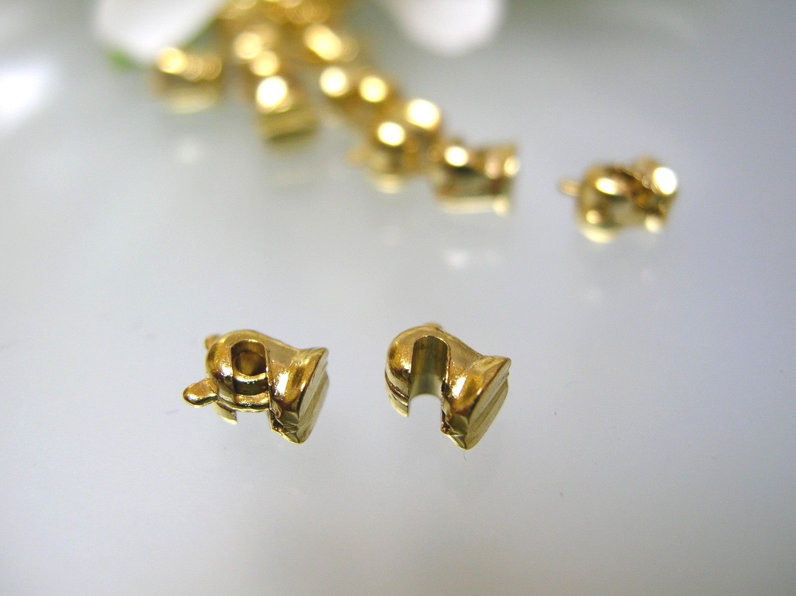 Vintage Top Quality USA made gold plated heavier brooch pin catch findings