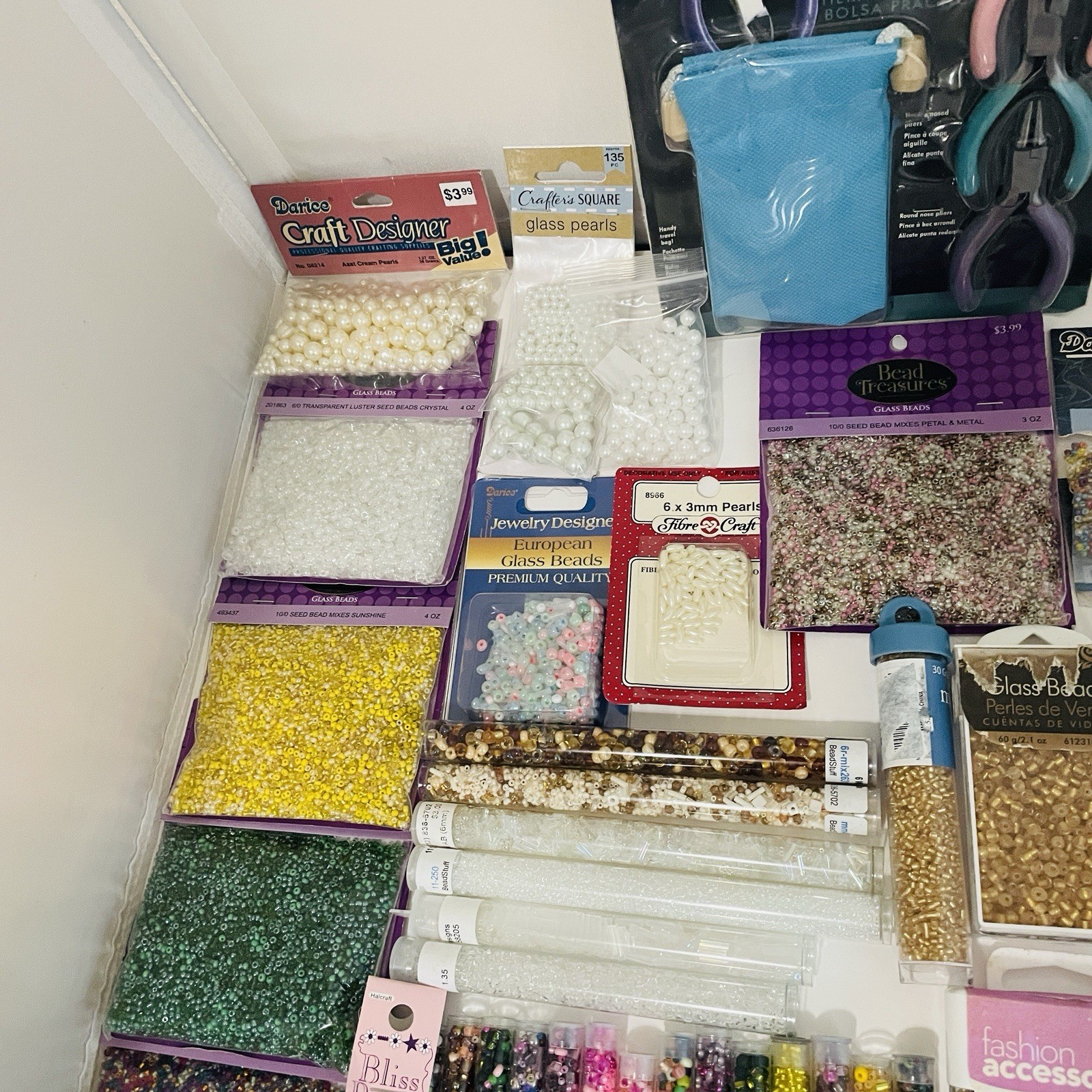 Jewelry Beads Lot Of 78 Oz (4.88 Lb) Seed & Bugle Plastic & Glass Various Colors