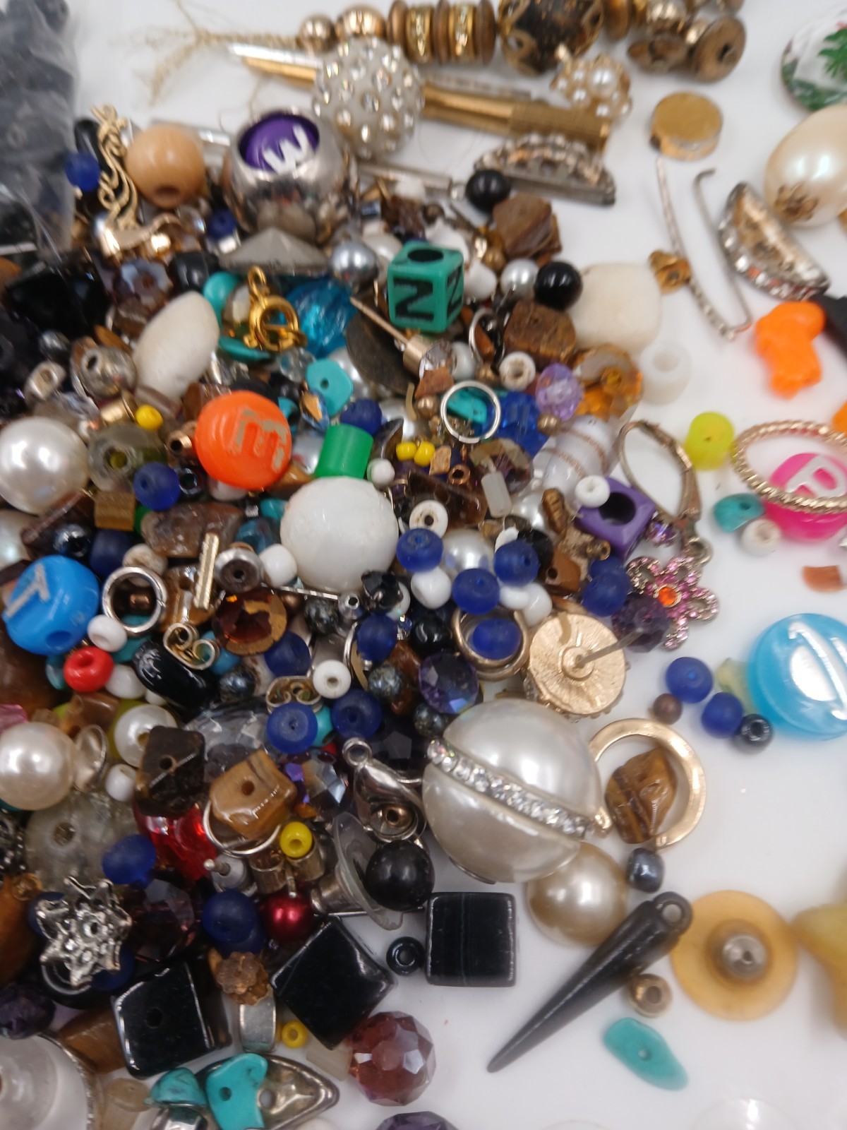 Jewelry Making with Beads. Small & Large Beads Starter Set. New.