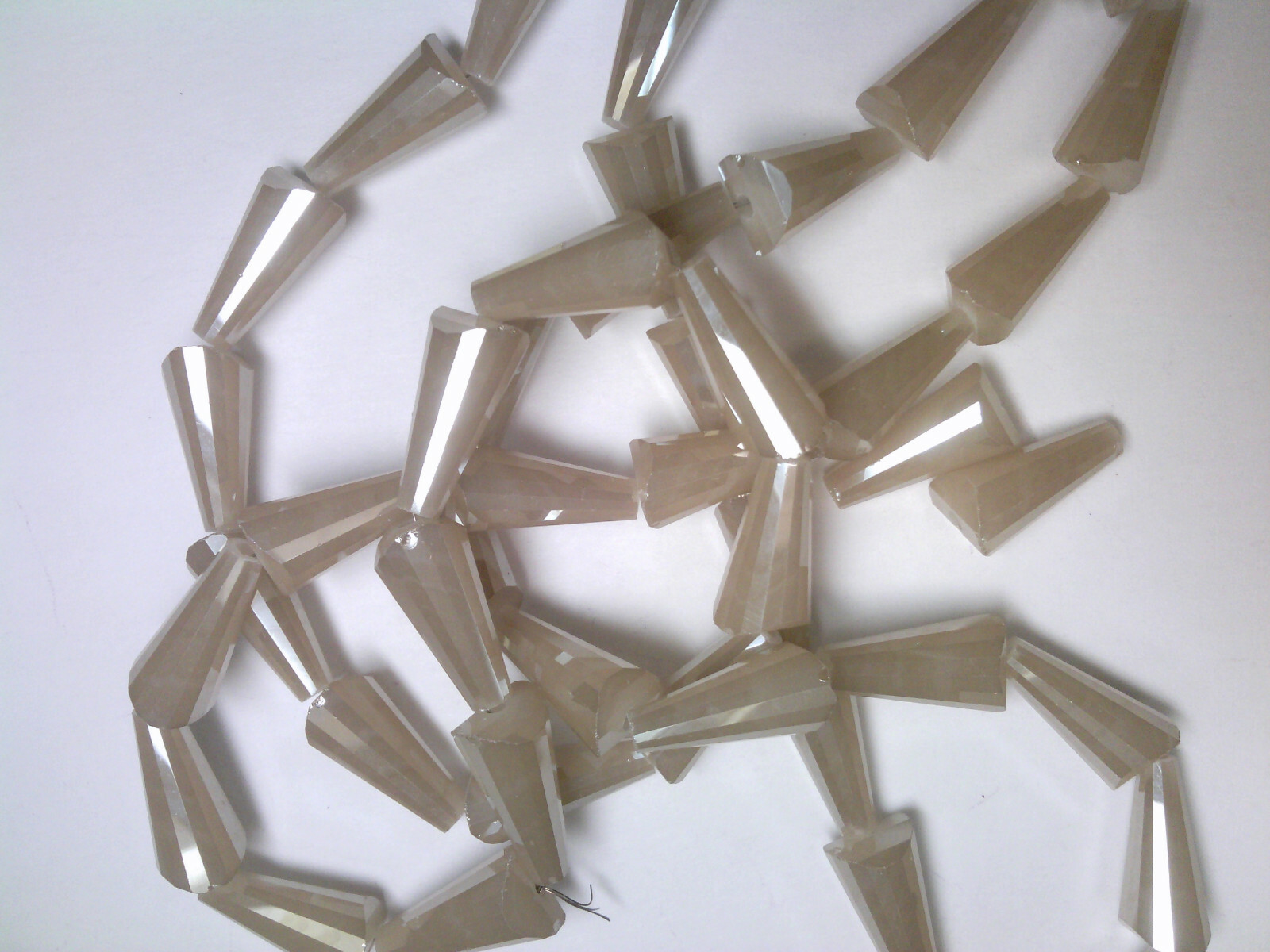 Vtg 30 TAUPE LUSTER FINISH CHISELED DROP BEADS 15X8mm (approx) #040719m LAST LOT
