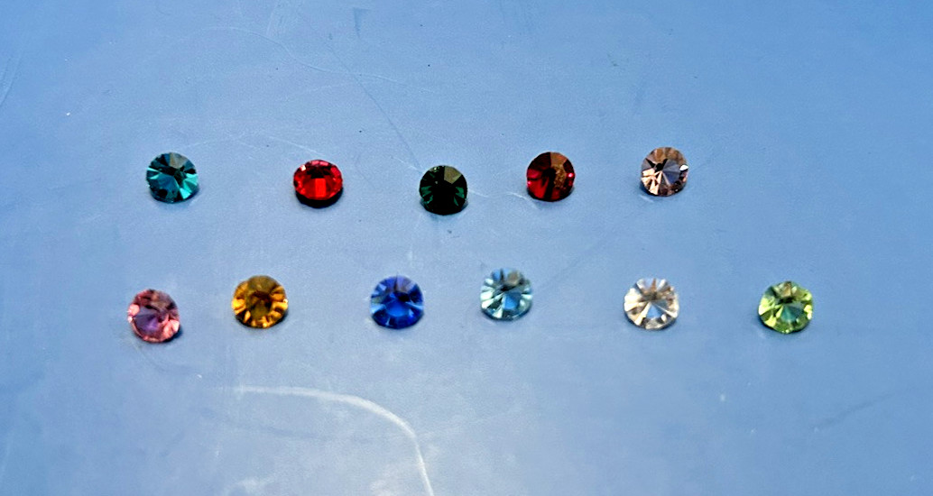 100 Vintage Crystal 4mm. To 5mm. Rhinestones FREE US SHIPPING!