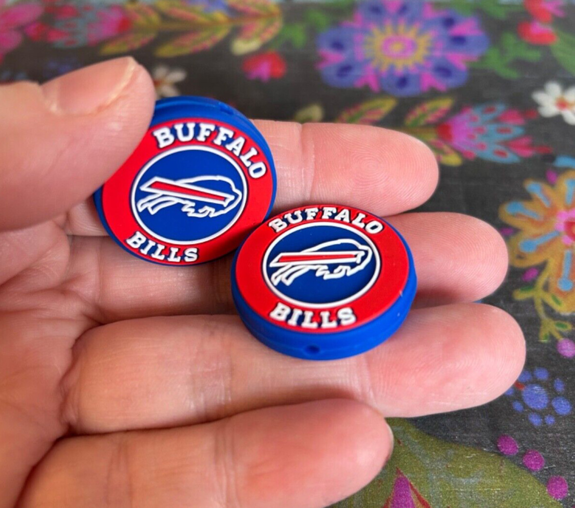 4 Piece BUFFALO Football Team Silicone Focal Beads DIY Jewelry Pens+ NEW