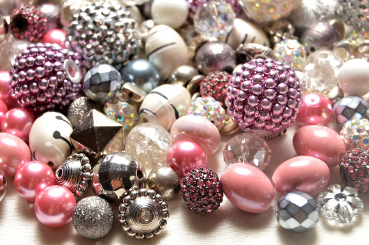 Lilah Ann Beads “Gunmetal Glam” Hand curated Bead Mix – BM314