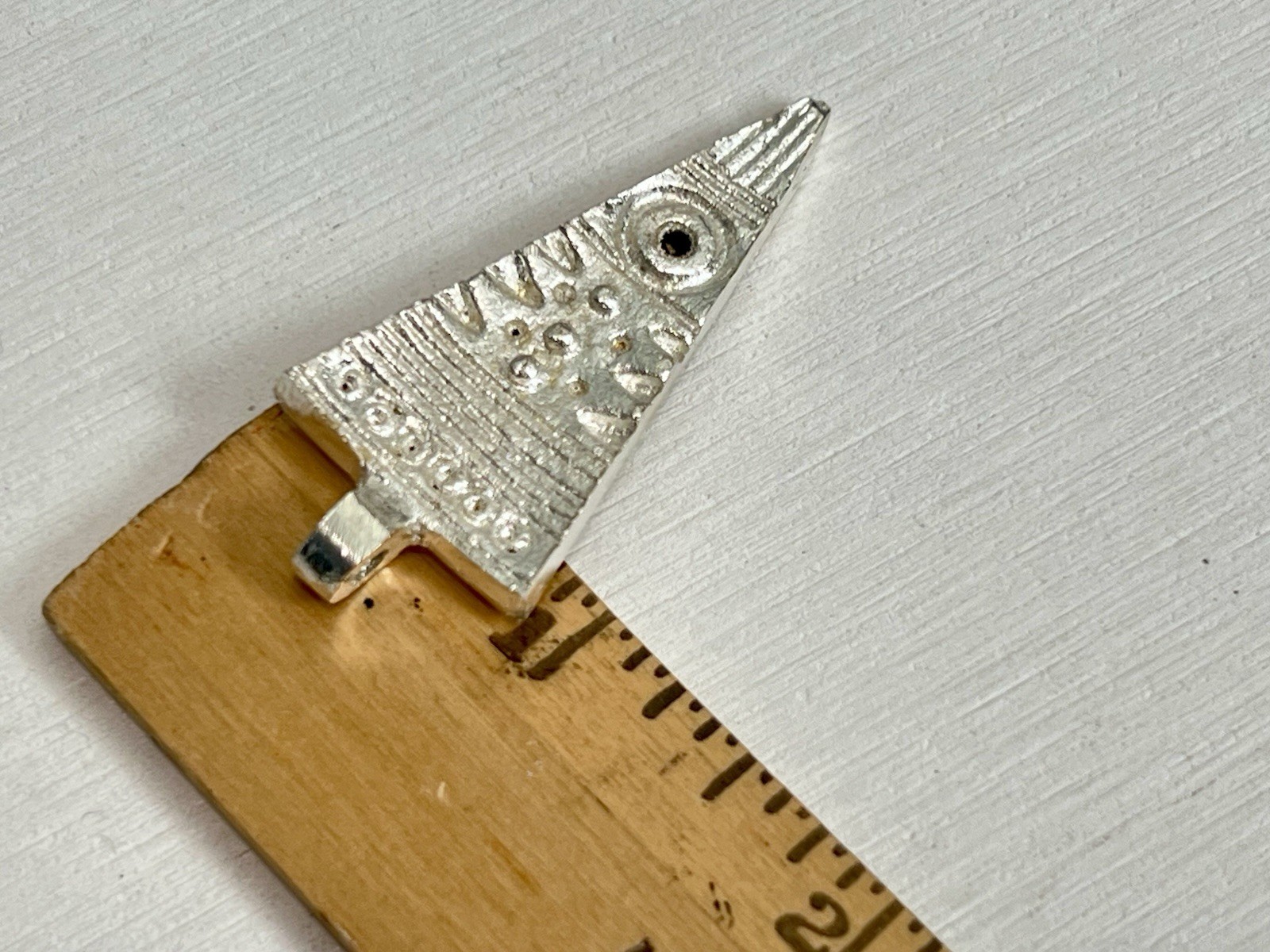 2 Pcs Vintage Arrowhead Arrow Bright Silver Tone Pendants Ro-Do Findings Making