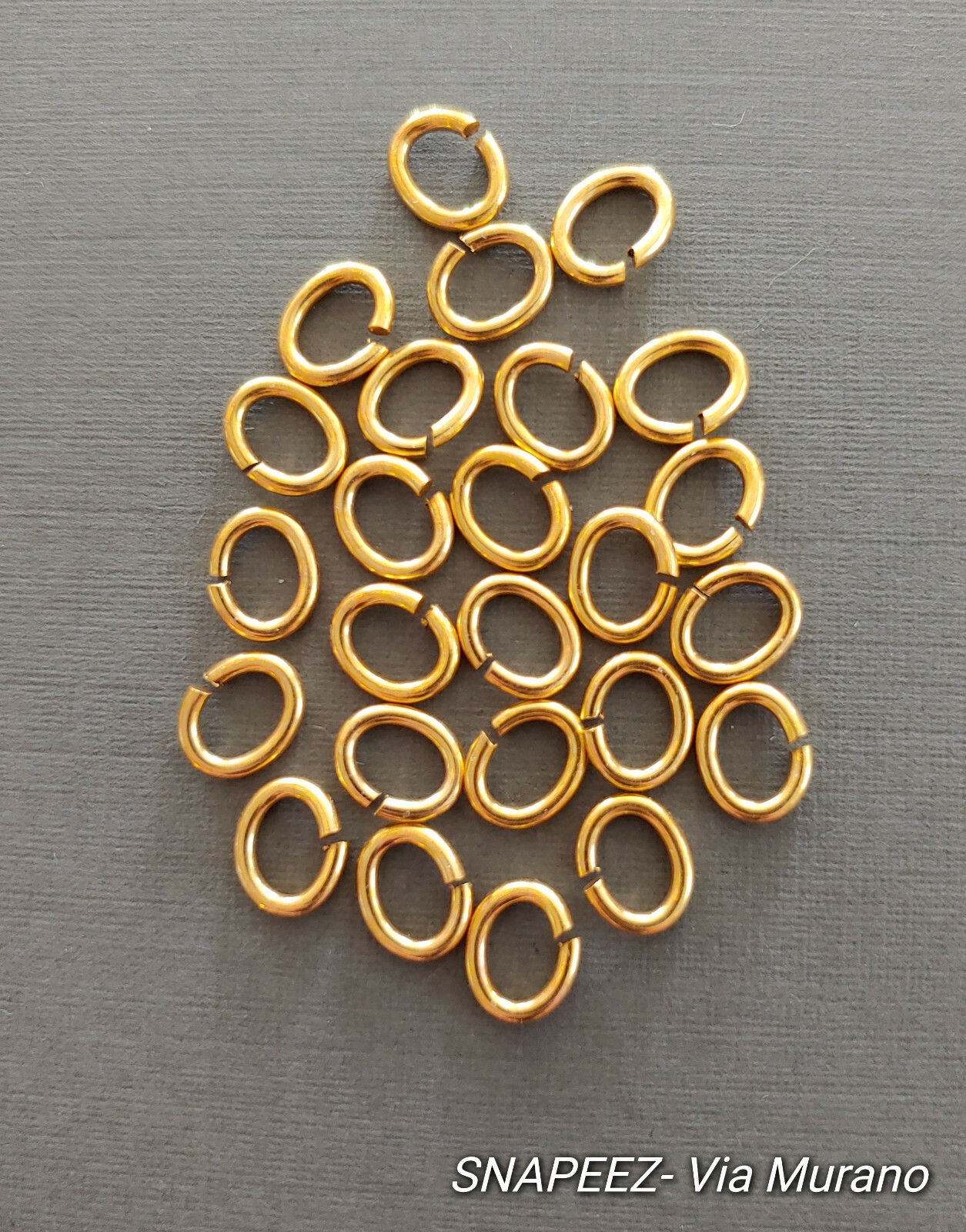 SNAPEEZ® II ULTRAPLATE® 24 kt. Russian Gold Oval Jump Ring 8x6mm. Made in USA.