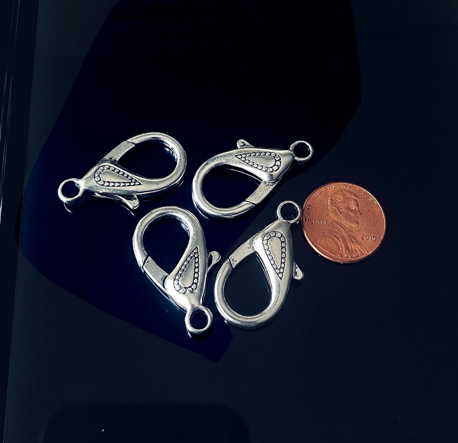 4 Antiqued Silver Pewter X-Large Lobster Claw Clasps 31x16mm