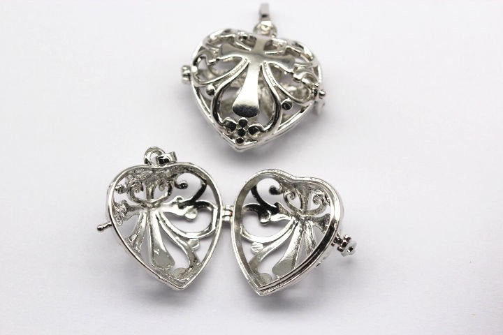 Silver Metal Oil Diffuser Pendant Heart Shape Size 15x22mm Sold Per Piece