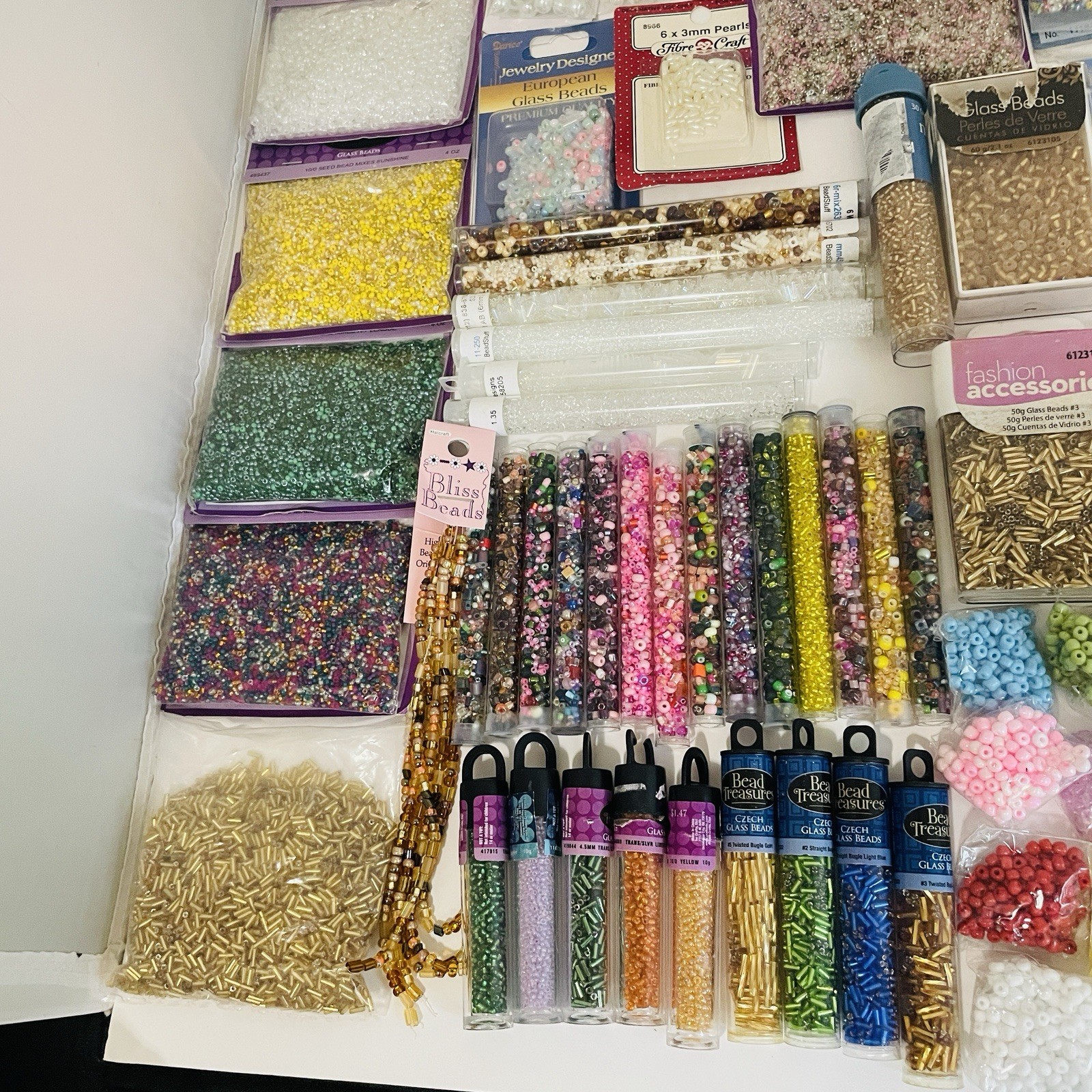 Jewelry Beads Lot Of 78 Oz (4.88 Lb) Seed & Bugle Plastic & Glass Various Colors