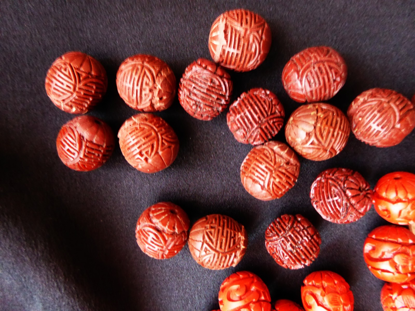 Vintage Cinnabar Beads Lot (40) Red & Dark Red Jewelry Crafts Chinese Carved
