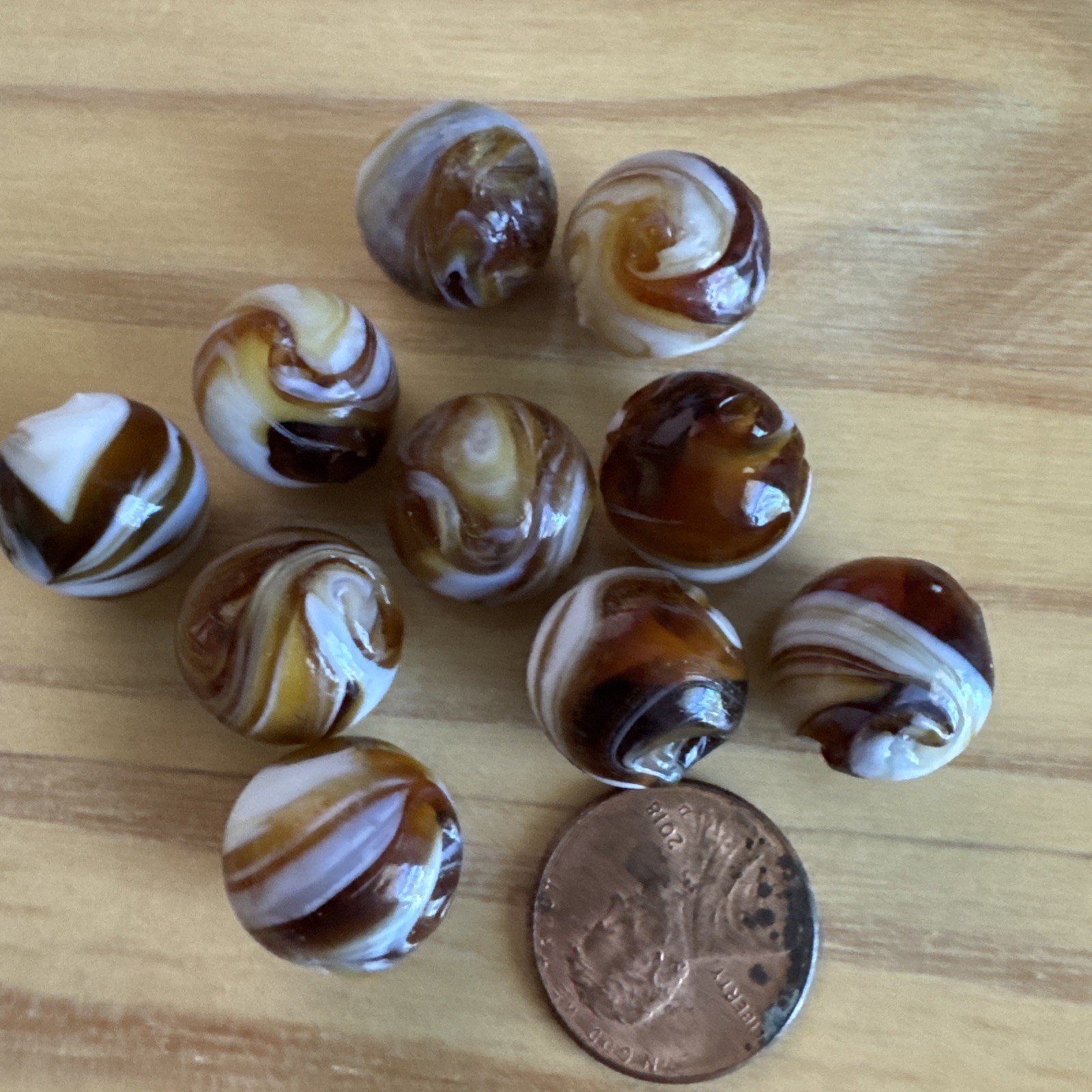 10 BROWN AND WHITE SWIRL ROUND LAMPWORK GLASS BEADS Approx 15mm, DIY