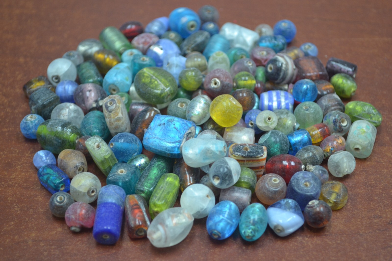 1500 PCS ASSORTED MIX BULK RANDOM GLASS BEADING BEADS 15 LBS