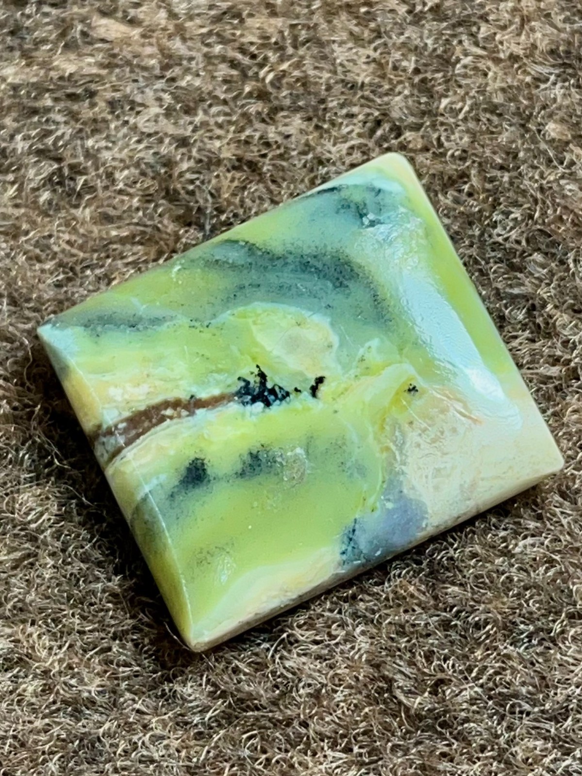 Natural Green Serpentine Cabochon For Jeweller y Making 25.85 Carats 24x22x5 mm