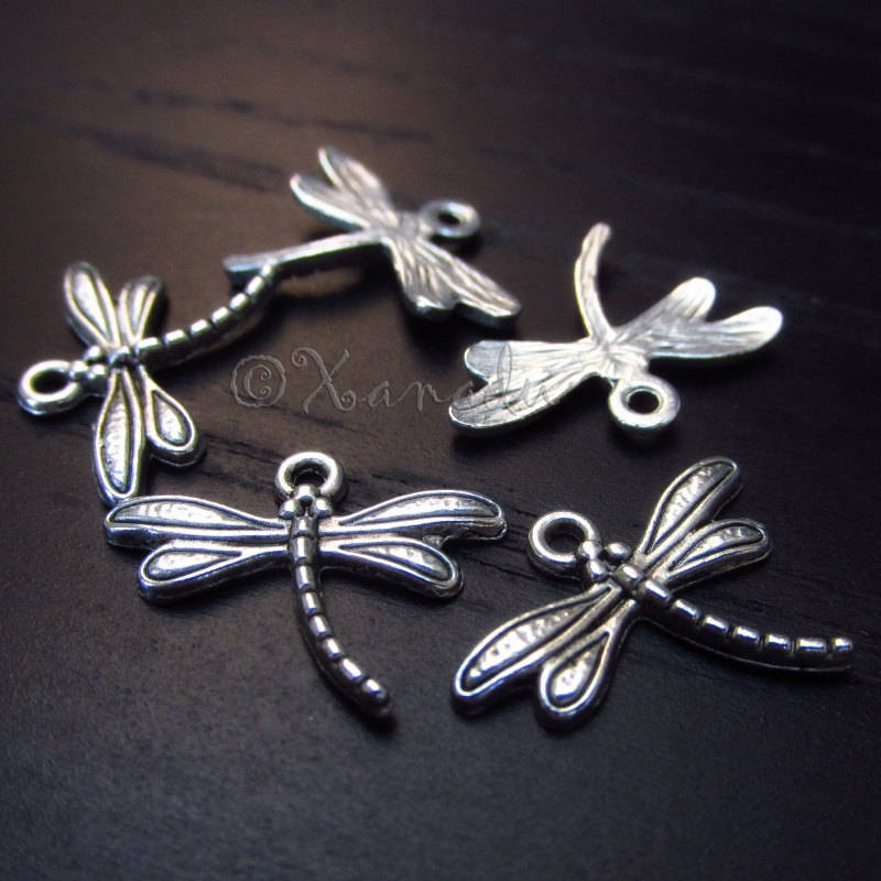 Dragonfly 19mm Wholesale Antiqued Silver Plated Charms C0047 – 10, 20 Or 50PCs