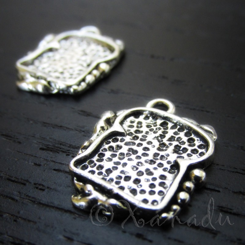 Sandwich Charms – 18mm Antiqued Silver Plated Pendants C3886 – 10, 20 Or 50PCs
