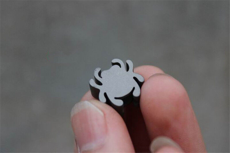 COOL Spider Shaped Lanyard Pendant EDC Knife Tool Beads Titanium Paracord Beads