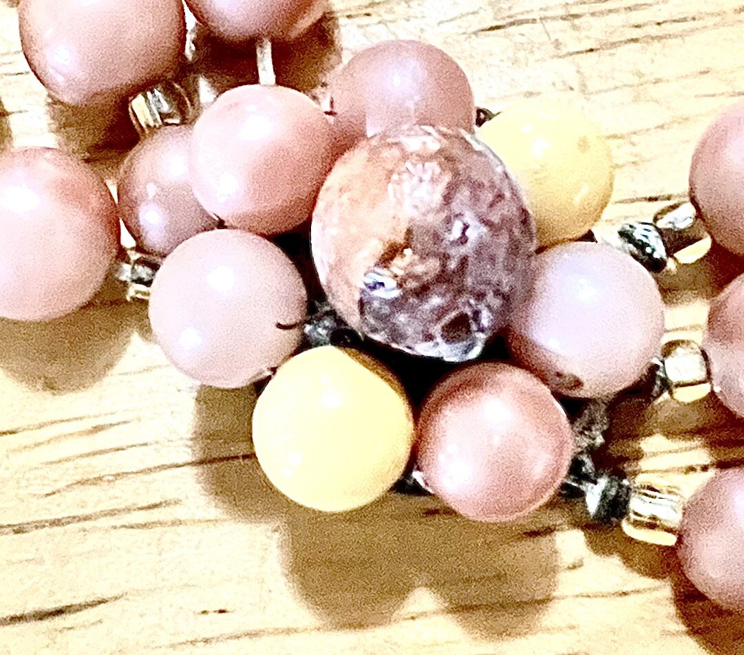 18” Vintage Unbranded 3 Strands Of Rose, Yellow & Purple Colored Round Beads