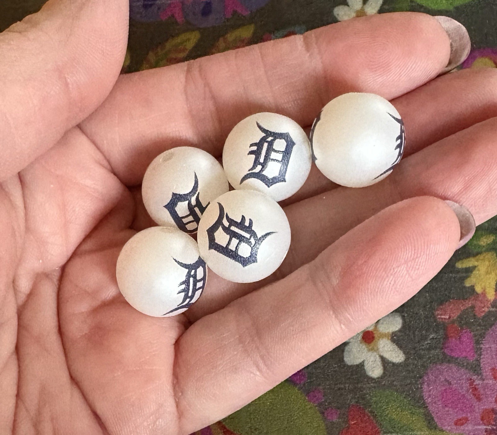 5 Piece DETROIT BASEBALL Team Acrylic Focal Beads 16mm NEW Sports Style 1
