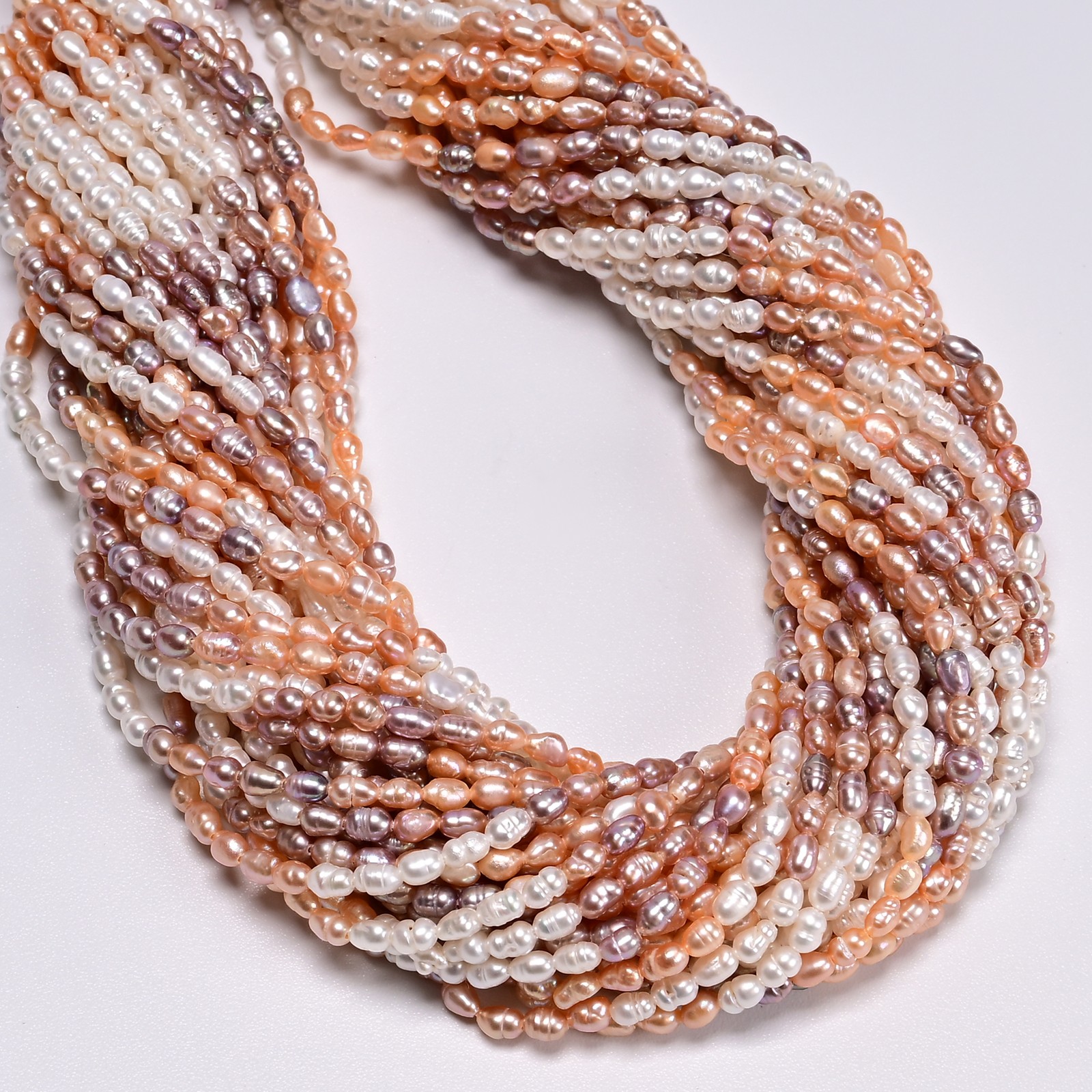 Gradient Natural Fresh Water Pearl Rice Shape Beads Size 3-3.3×4-4.5mm 14″Strand