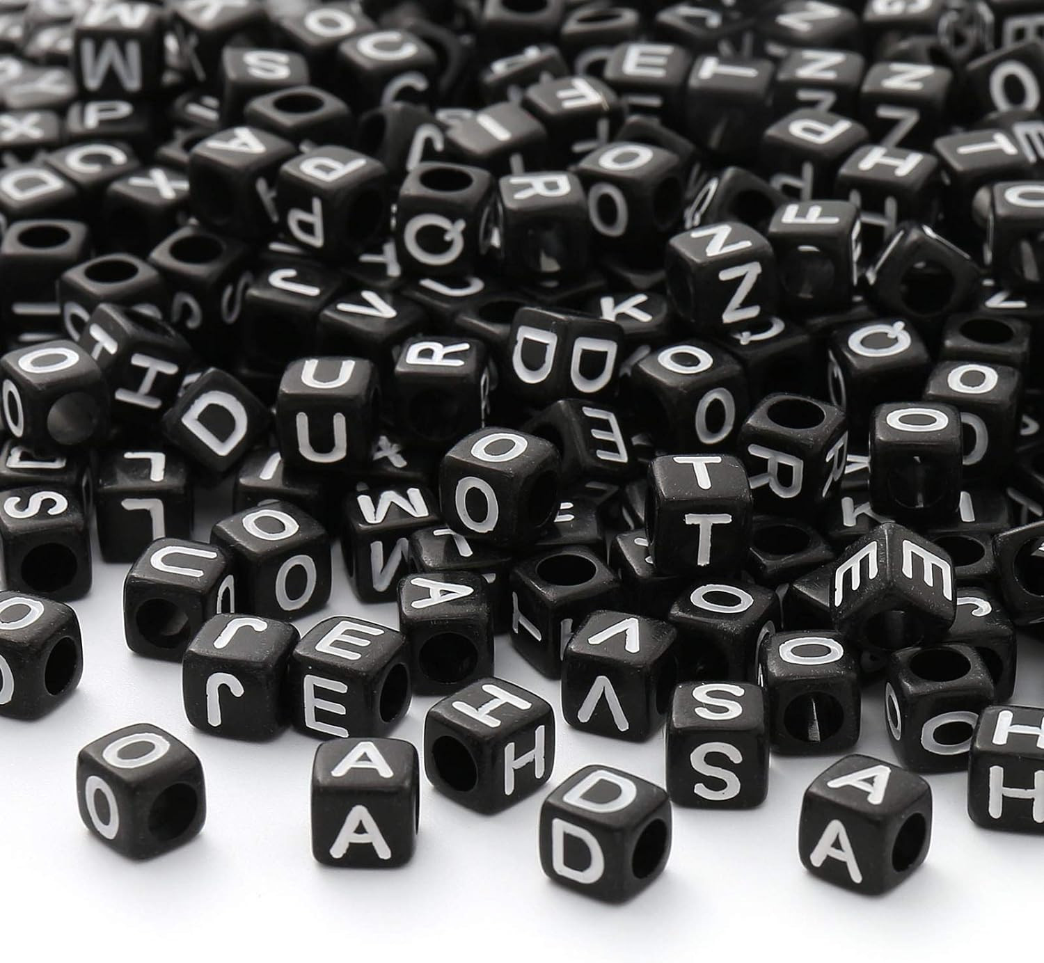 Acrylic Alphabet Letter A-Z Cube Beads 1000 pcs for Jewelry Making, Bracelets, N