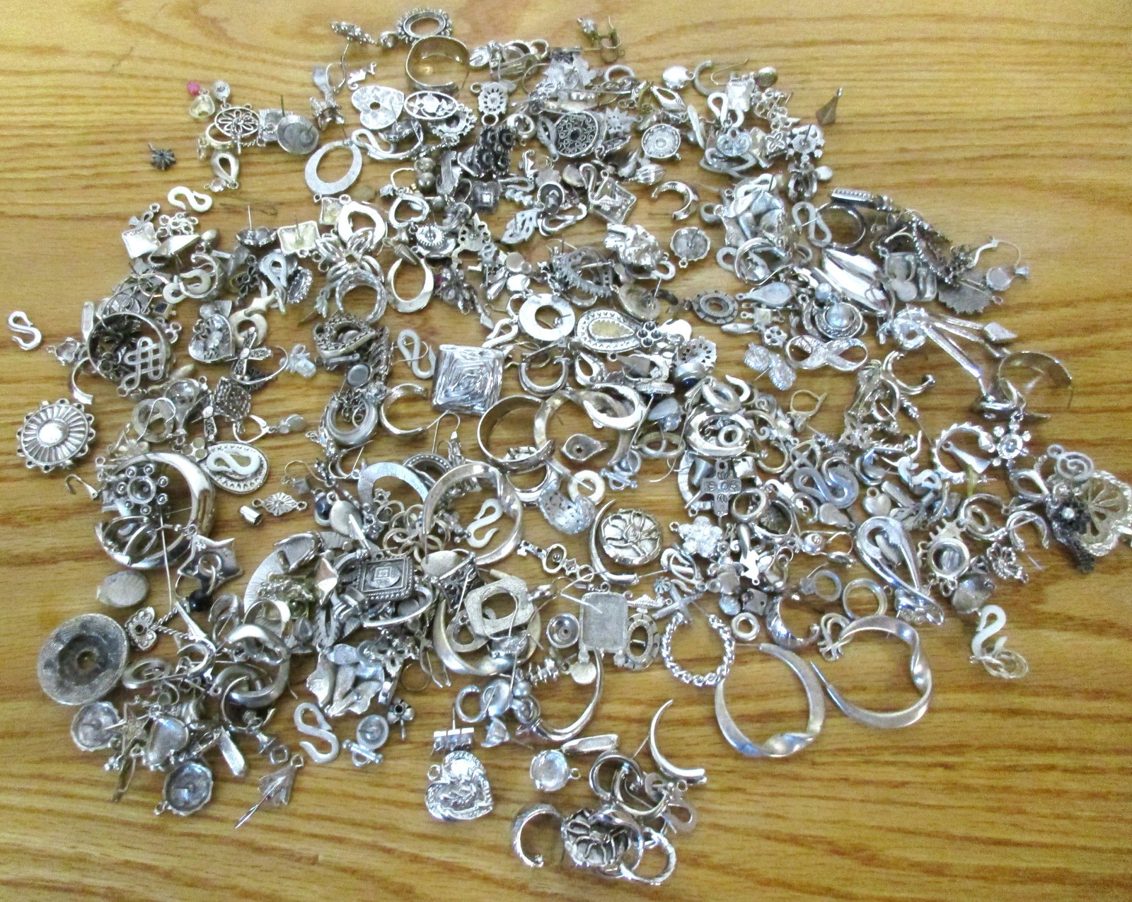 Jewelry Parts Supplies Craft Making Silver Tone Silver plate? 2.5 lbs
