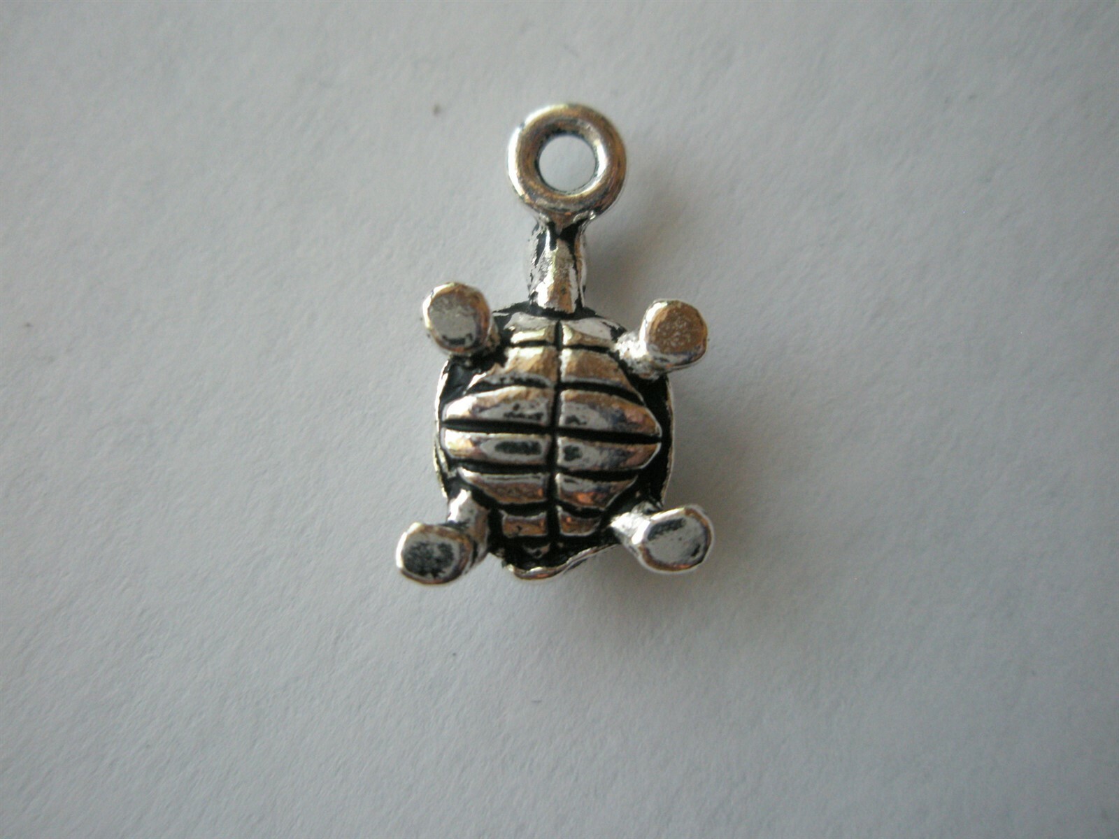 TierraCast Turtle Charm, Antiqued Fine Silver Plate – 18.75×11.25mm – 1
