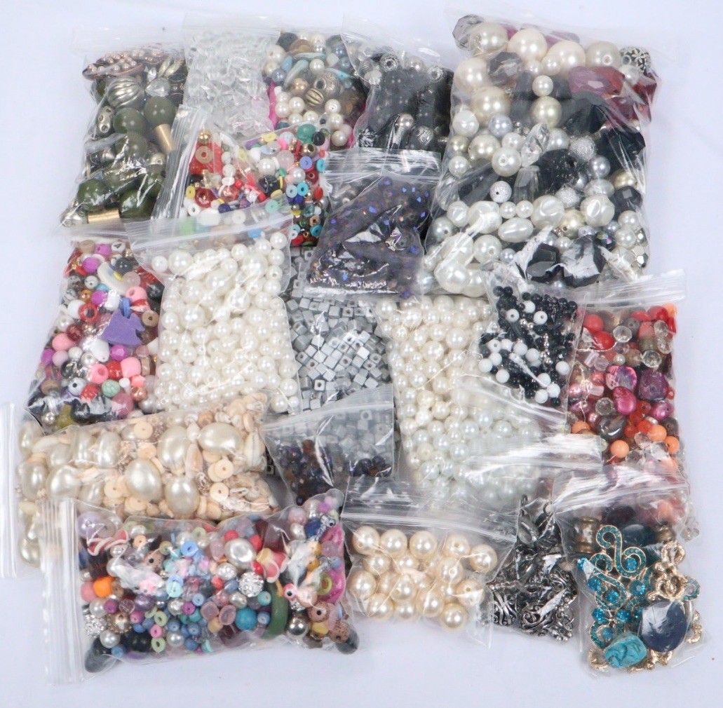 5+lb Mixed Lot Beads & Jewelry Supplies Bead Soup, Charms Glass Wood Plastic