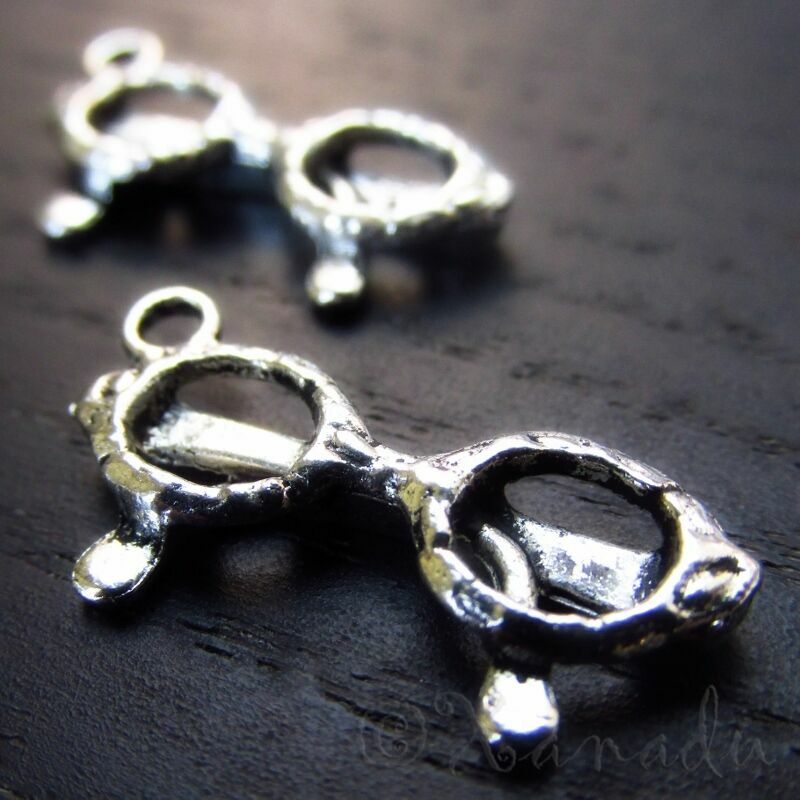Eyeglasses Charms 22mm Antiqued Silver Plated Pendants C5560 – 10, 20 Or 50PCs