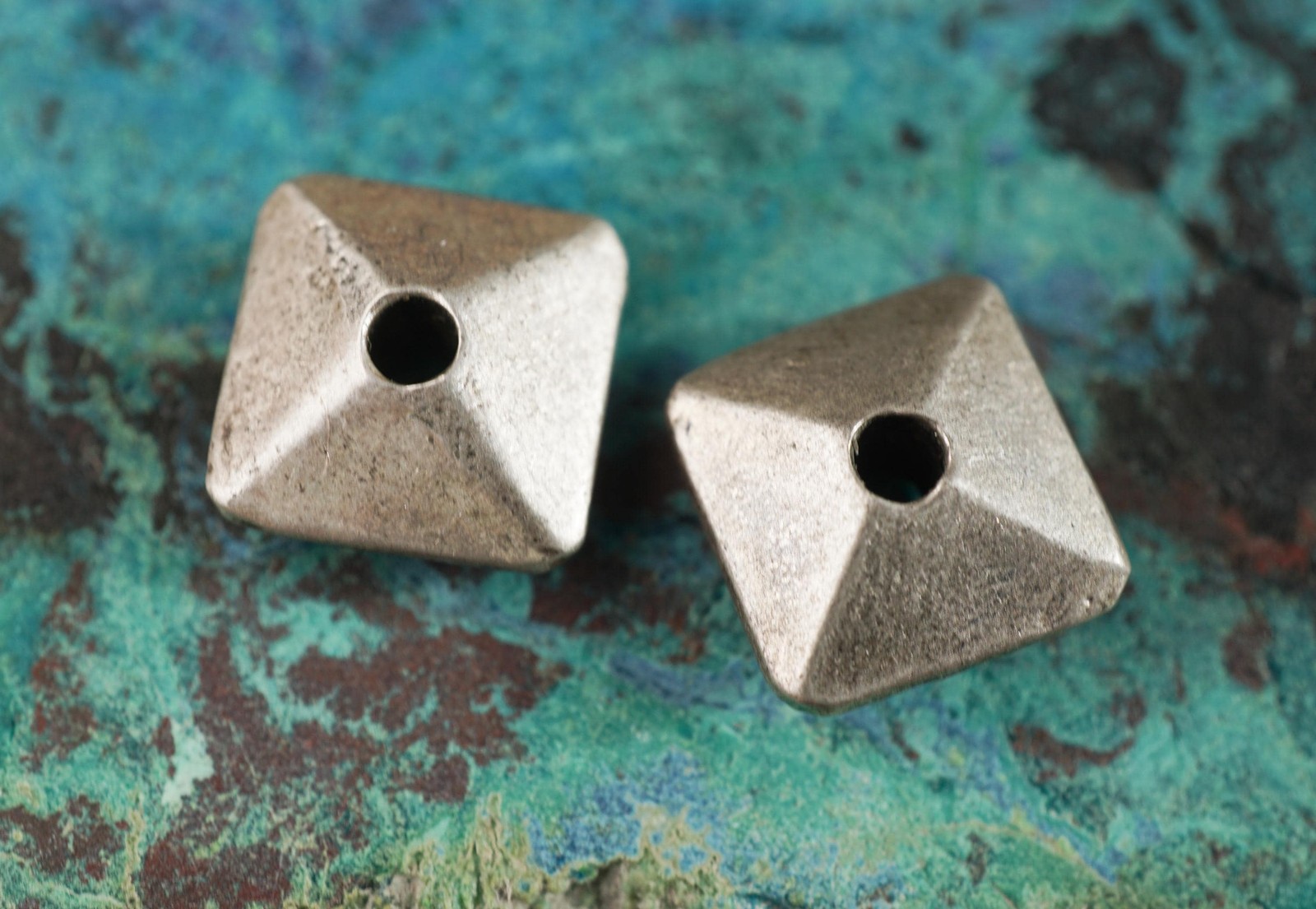Two Small Artisan Sterling Silver Faceted Beads (11x4mm) Made In NYC (G73A750)