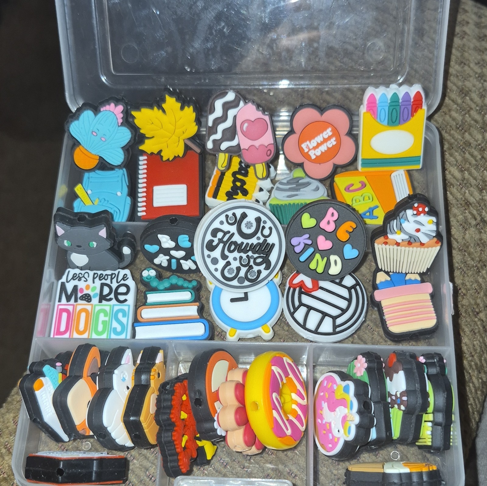FOCAL BEAD LOT 34 PCS SALE JEWELRY PEN CHARMS BRACELET EARRINGS Free Case