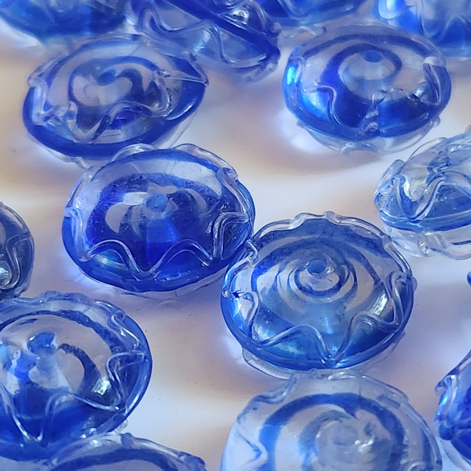 Fire Mountain Gems Handmade Lampwork Glass Round Beads 15mm Blue/Clear