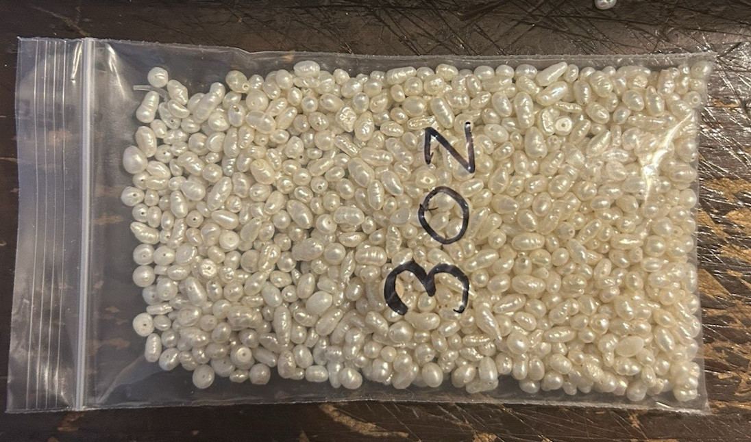 250 VINTAGE GENUINE FRESHWATER BIWA NATURAL PEARL RICE BAROQUE BEADS FREE SHIP!