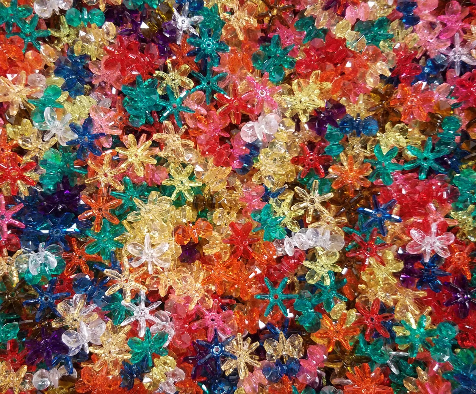 200 Pcs Assorted Transparent 18mm Starflake Sunburst Plastic Acrylic Craft Beads