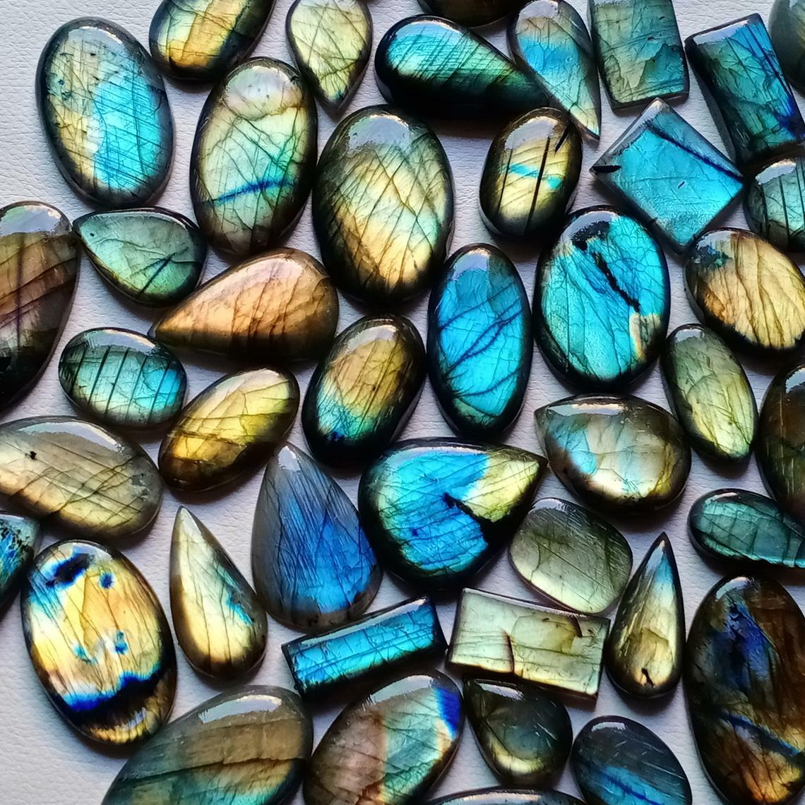 1050 Cts. Natural LABRADORITE CABOCHON Multifire wholesale Labradorite Gemstone