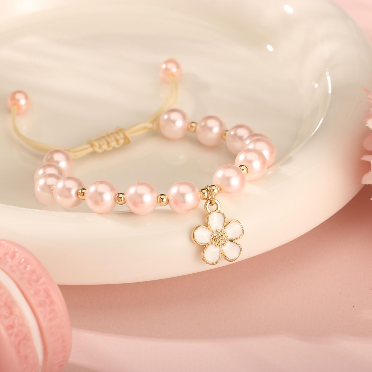 Flower Gal Proposal Gifts from Bride,Daisy Bracelet for Women Dainty Pearl Bead