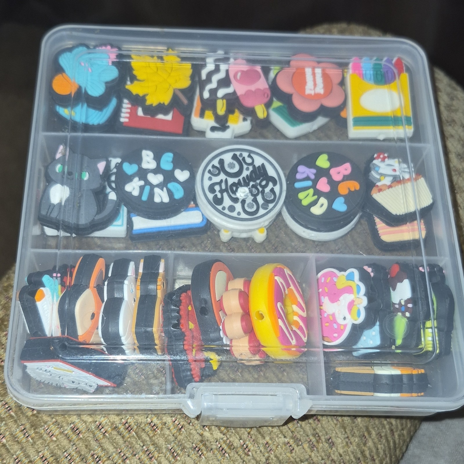 FOCAL BEAD LOT 34 PCS SALE JEWELRY PEN CHARMS BRACELET EARRINGS Free Case