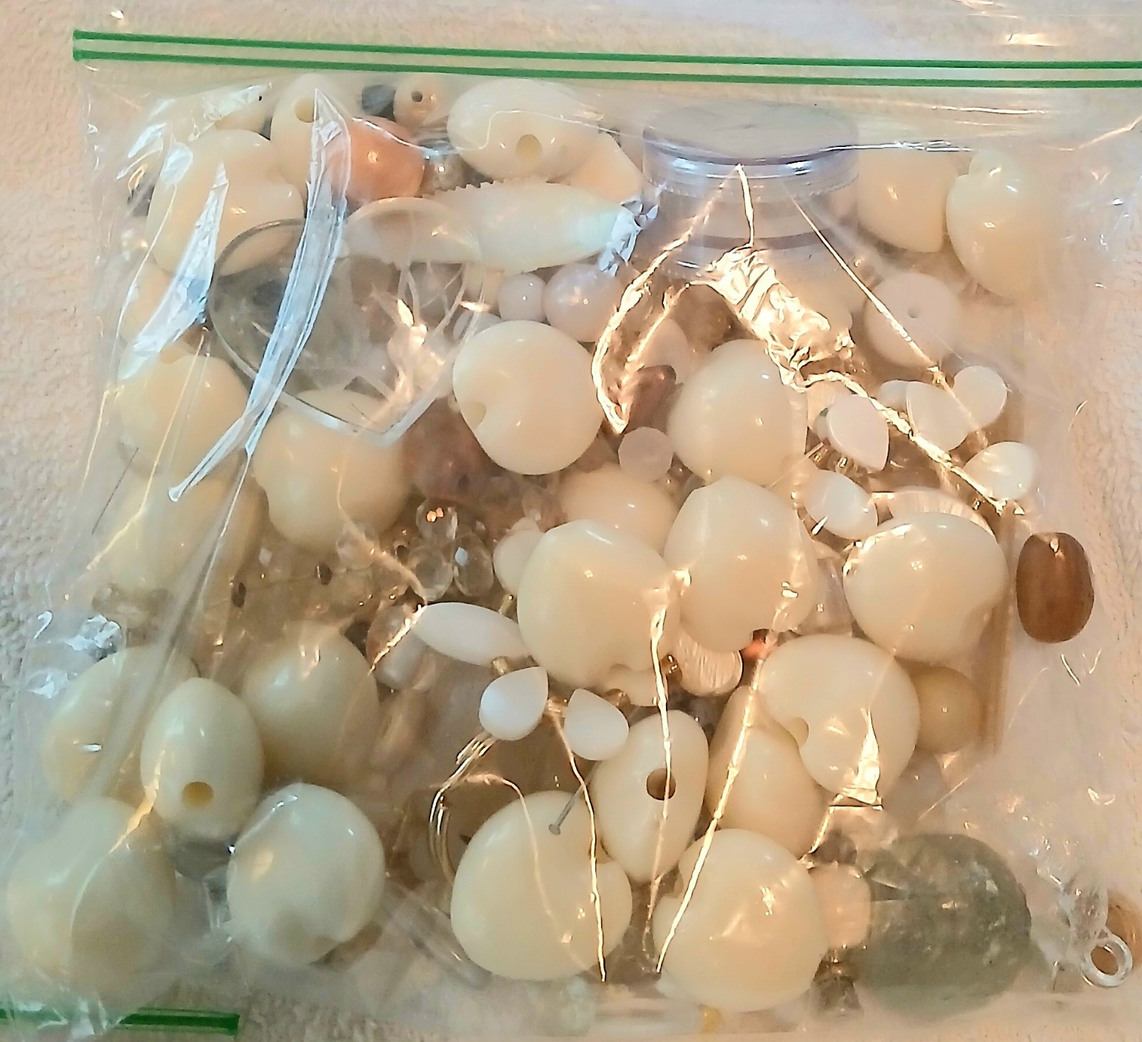 100’s Of Beads! One Lot Of 10 Zip Bags, ABOUT 8 POUNDS! A crafter’s paradise.
