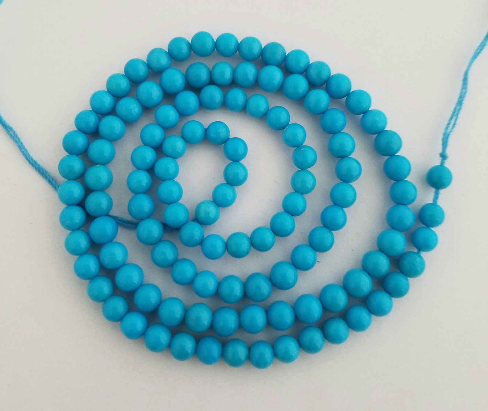 One Strand 100% Natural Sleeping Beauty Turquoise Round Beads 4-4.5mm