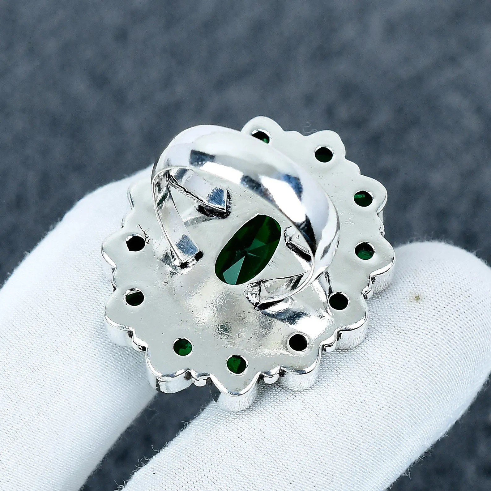 Beautiful Chrome diopside Ring 925 Sterling Silver Designer Wedding Jewelry Ring