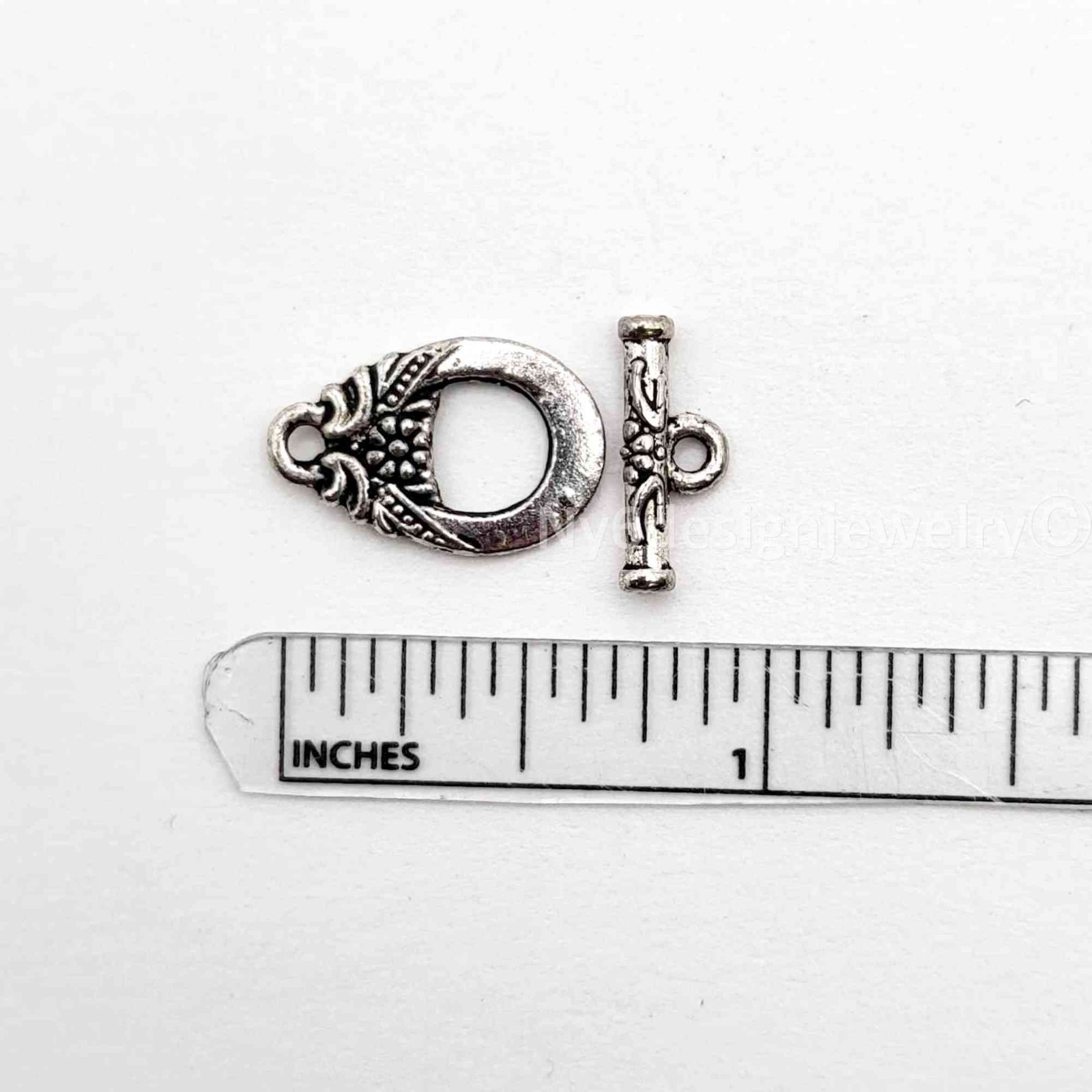 Antique Silver Pewter Toggle Clasps Oval Flower Connector 11x15mm 5 Sets