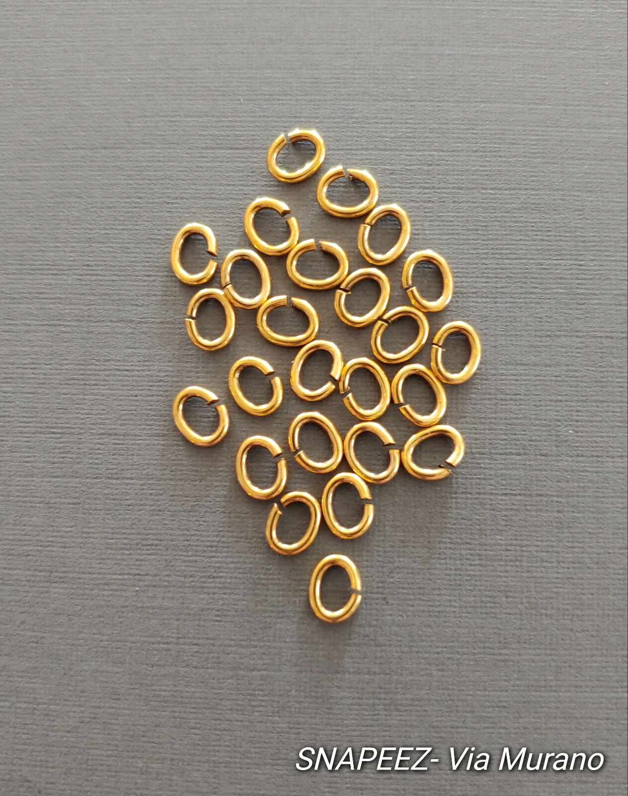 SNAPEEZ® II ULTRAPLATE® 24 kt. Russian Gold Oval Jump Ring 6x4mm. Made in USA.