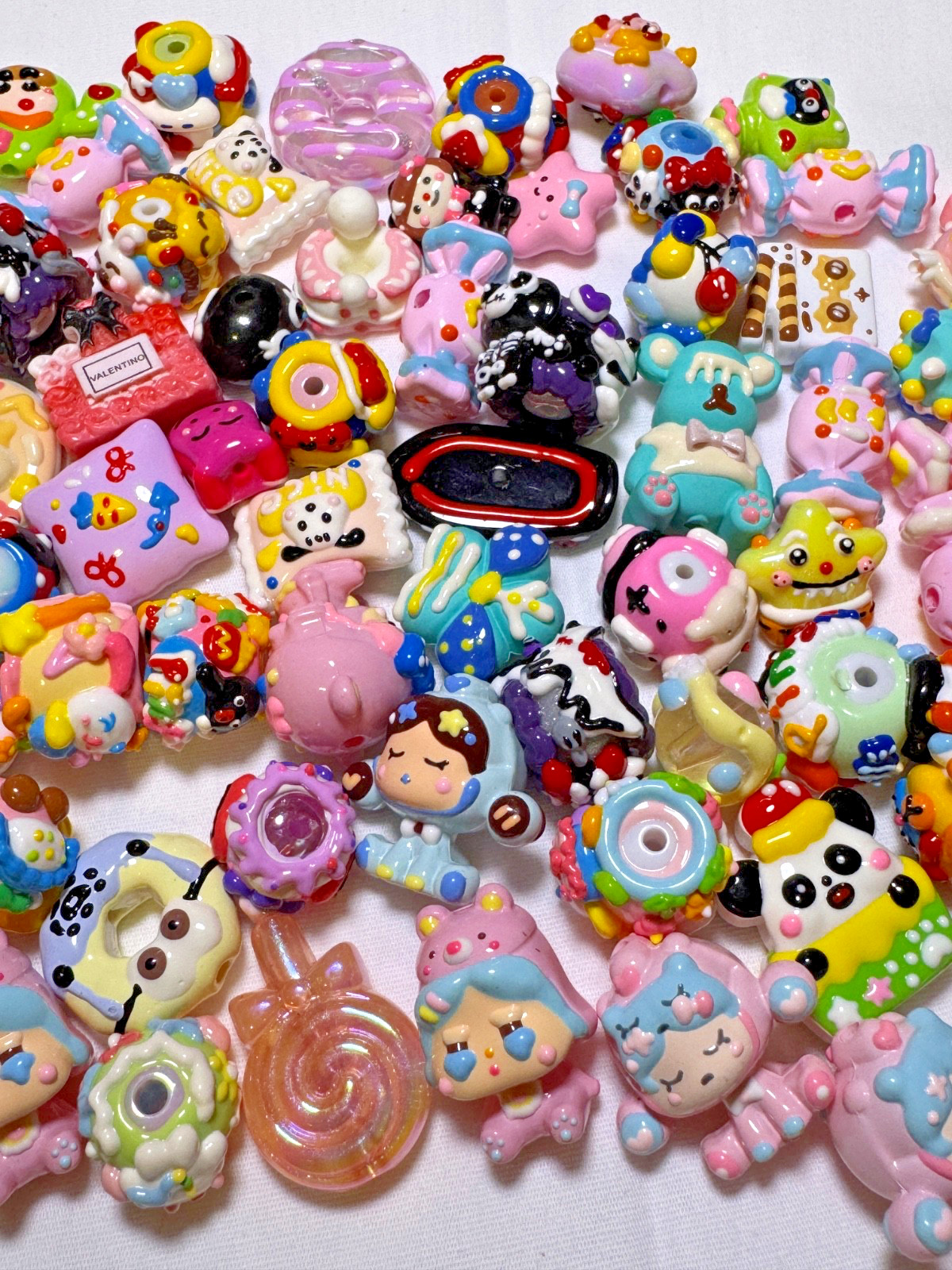 HUGE lot of 85 Hand Painted Acrylic Beads – Oil Relief Beads