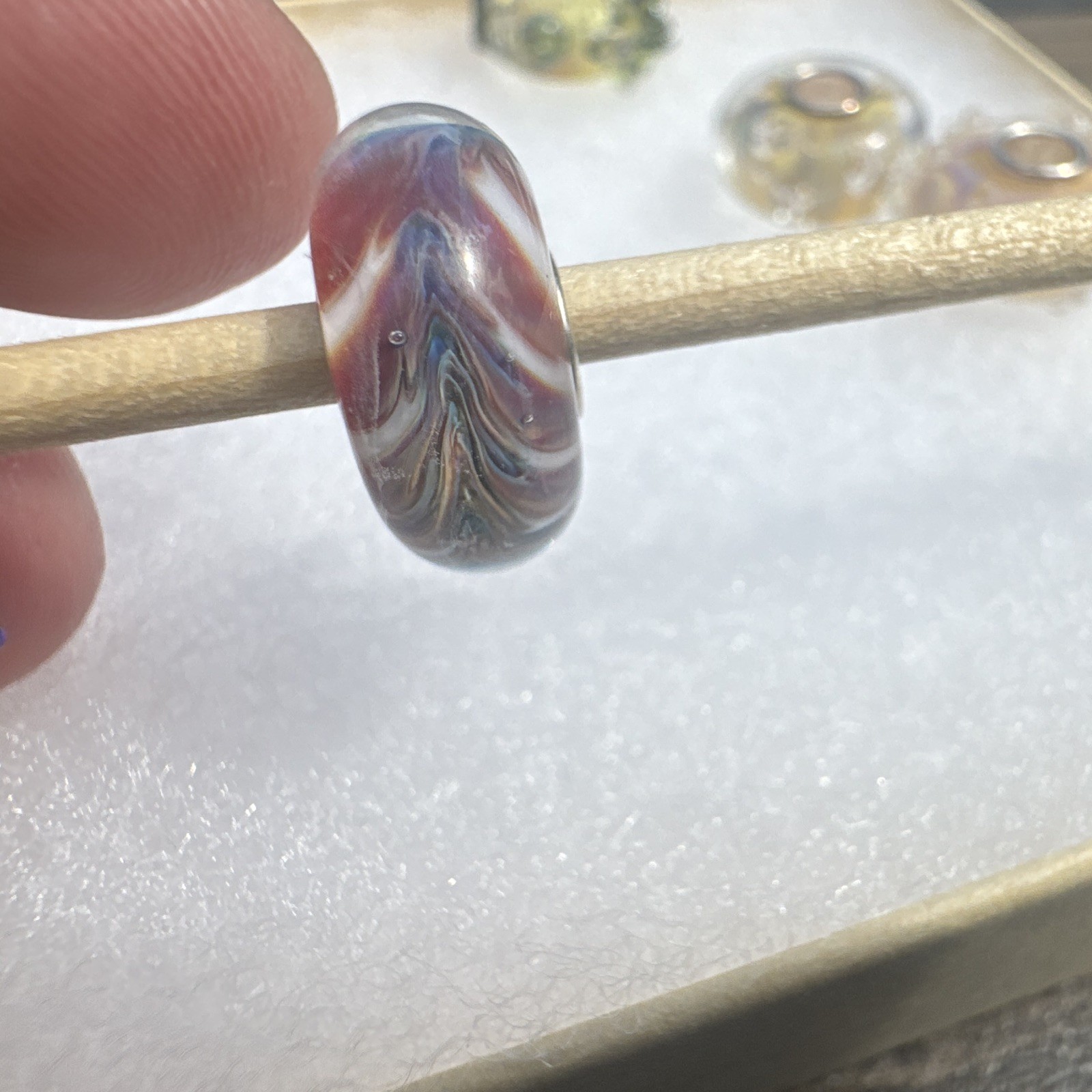 Authentic Elfbeads rare and retired 6 charm lot! Beautiful iridescent styles.